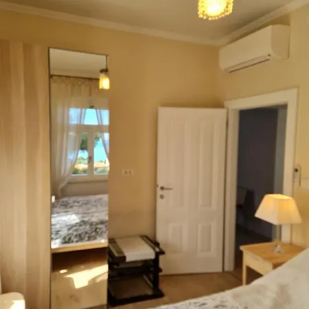 Jure - Mirjana Apartman Lovran
